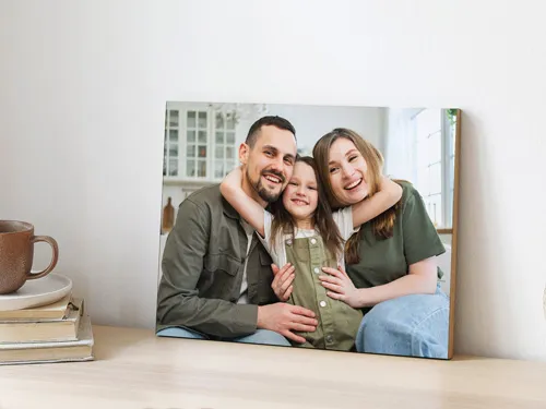 Free-standing home décor wooden sign depicting a happy family of three.